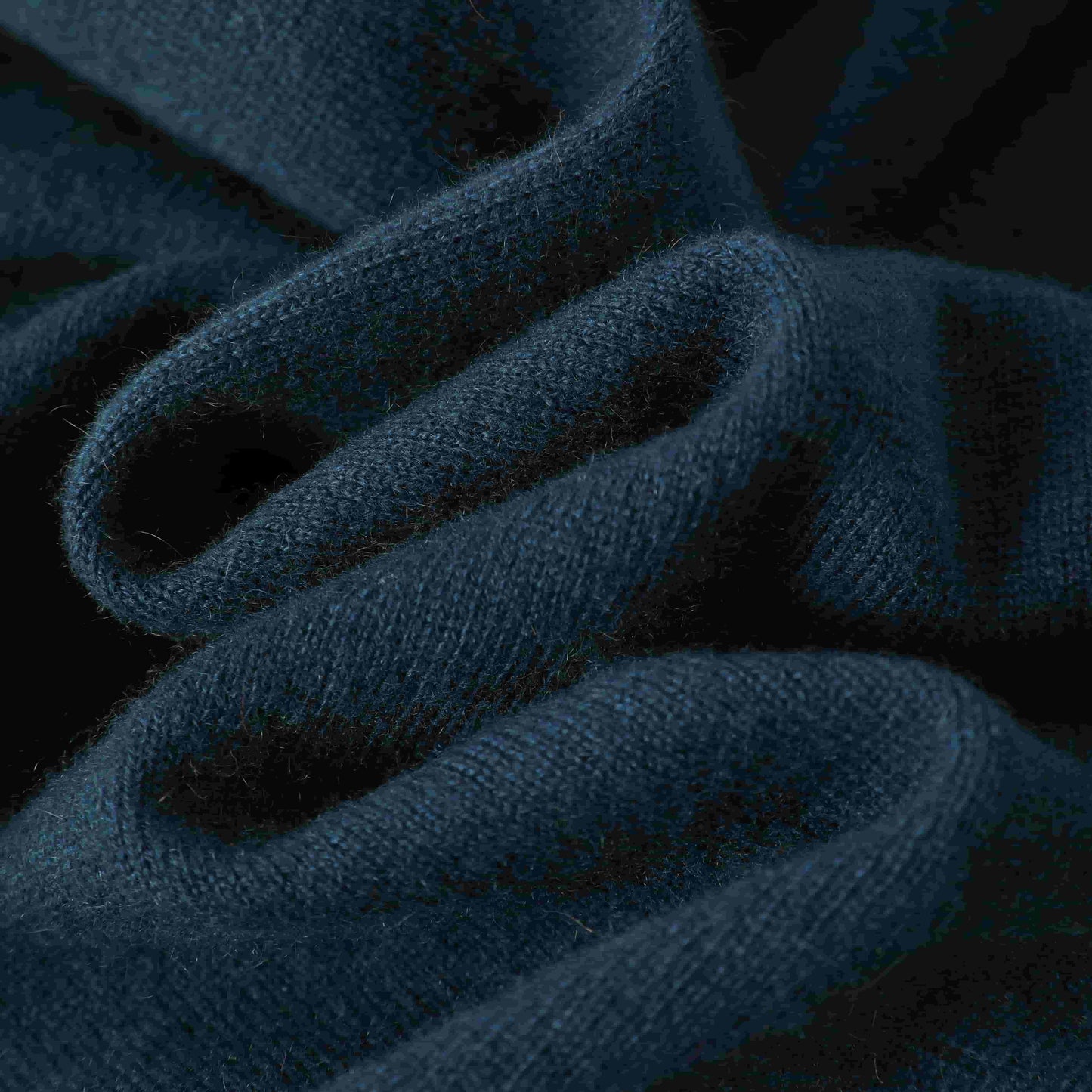 100% cashmere Exquisite, elegant and beautiful ladies' cashmere suit skirt