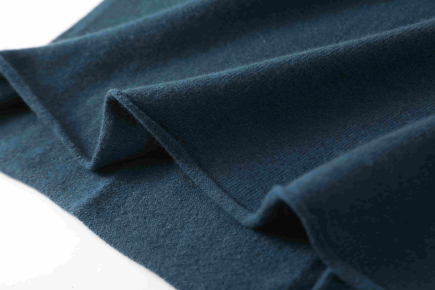 100% cashmere Exquisite, elegant and beautiful ladies' cashmere suit skirt